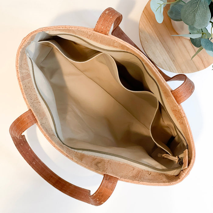 ADVOCATE zippered tote | SEPIA