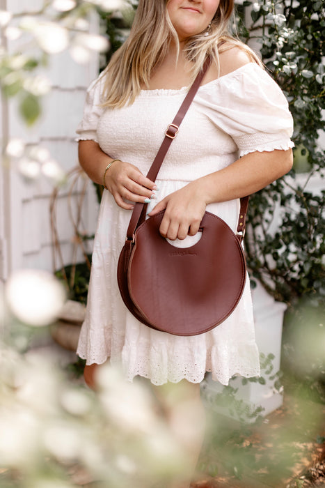 Britt Circle Crossbody