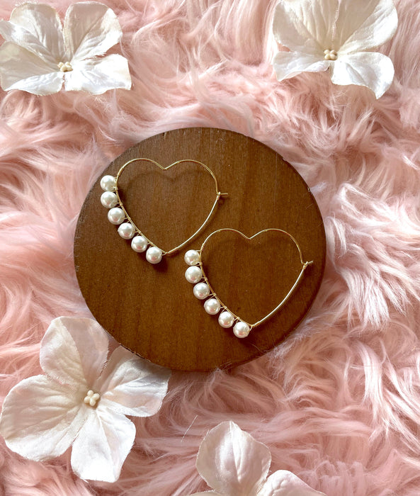 The Valentina Hoop Pearl