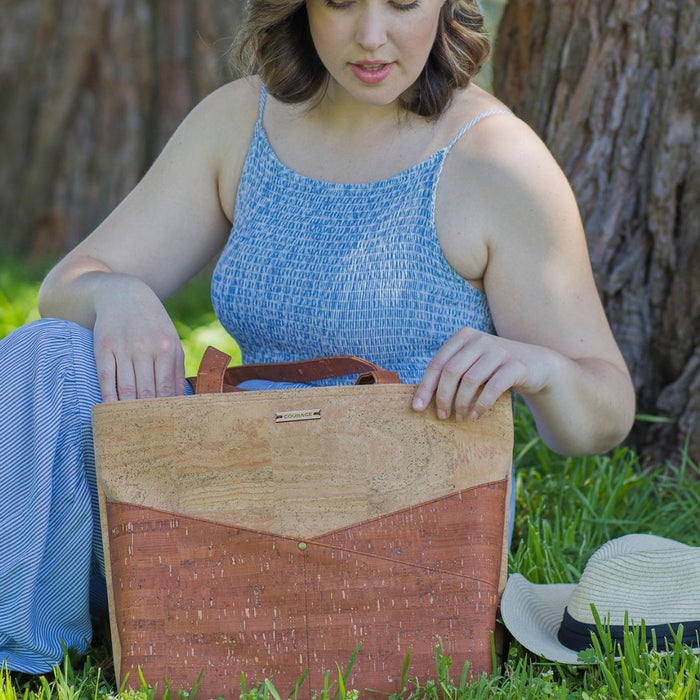 ADVOCATE zippered tote | SEPIA